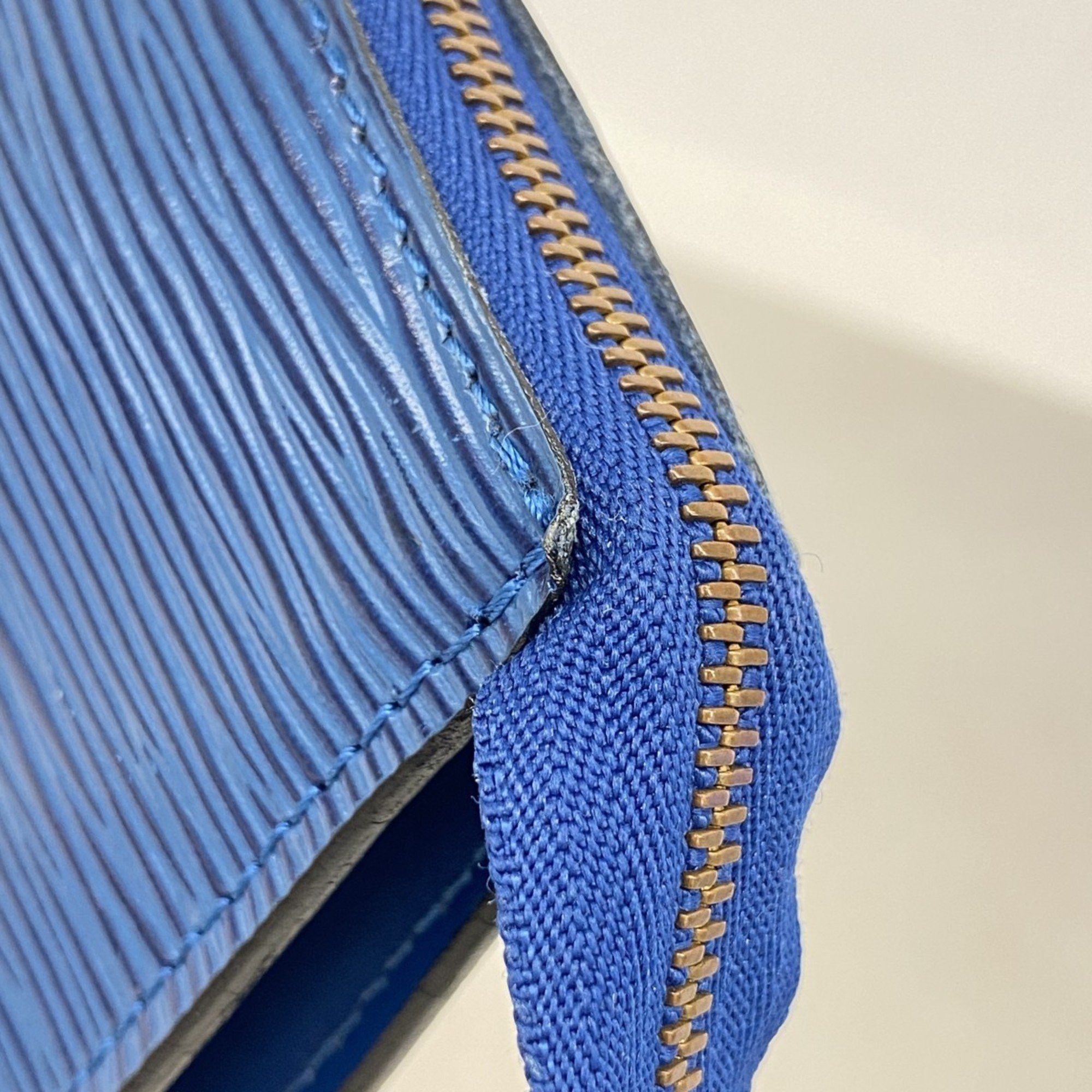 Louis Vuitton Louis Vuitton Pochette Accessoire clutch Size ONE SIZE - 9 Thumbnail