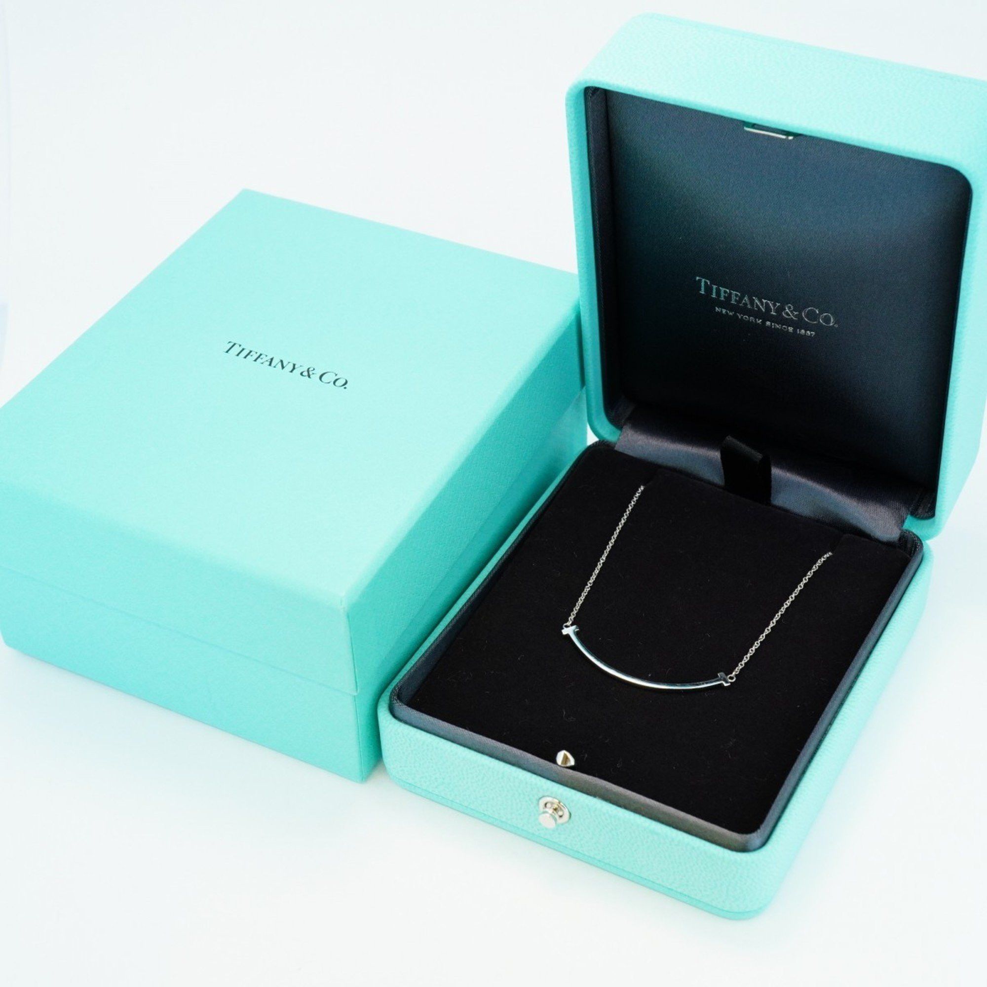 Tiffany & Co. Tiffany & Co T Smile necklace Size ONE SIZE - 8 Thumbnail