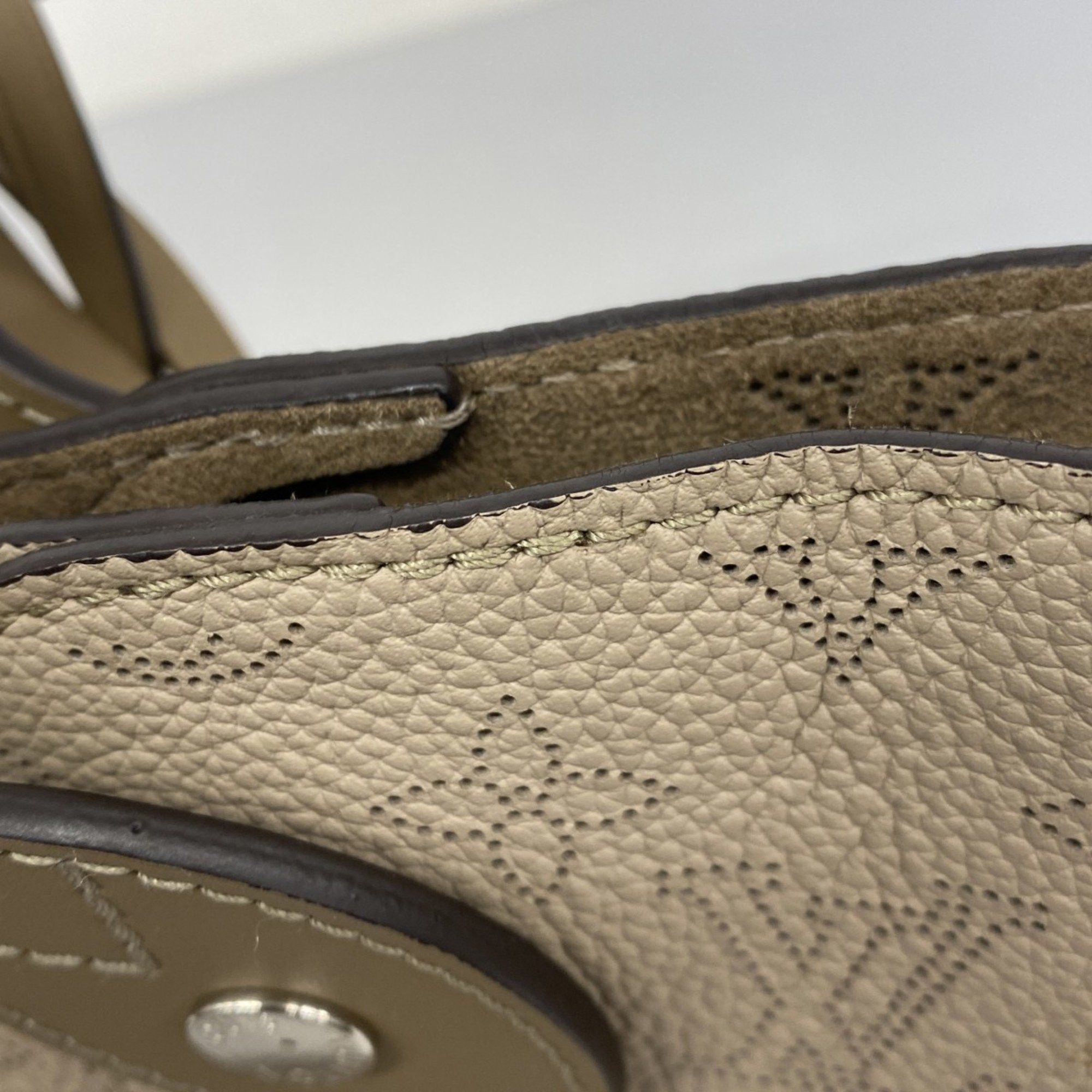 Louis Vuitton Louis Vuitton Mahina handbag Size ONE SIZE - 12 Thumbnail