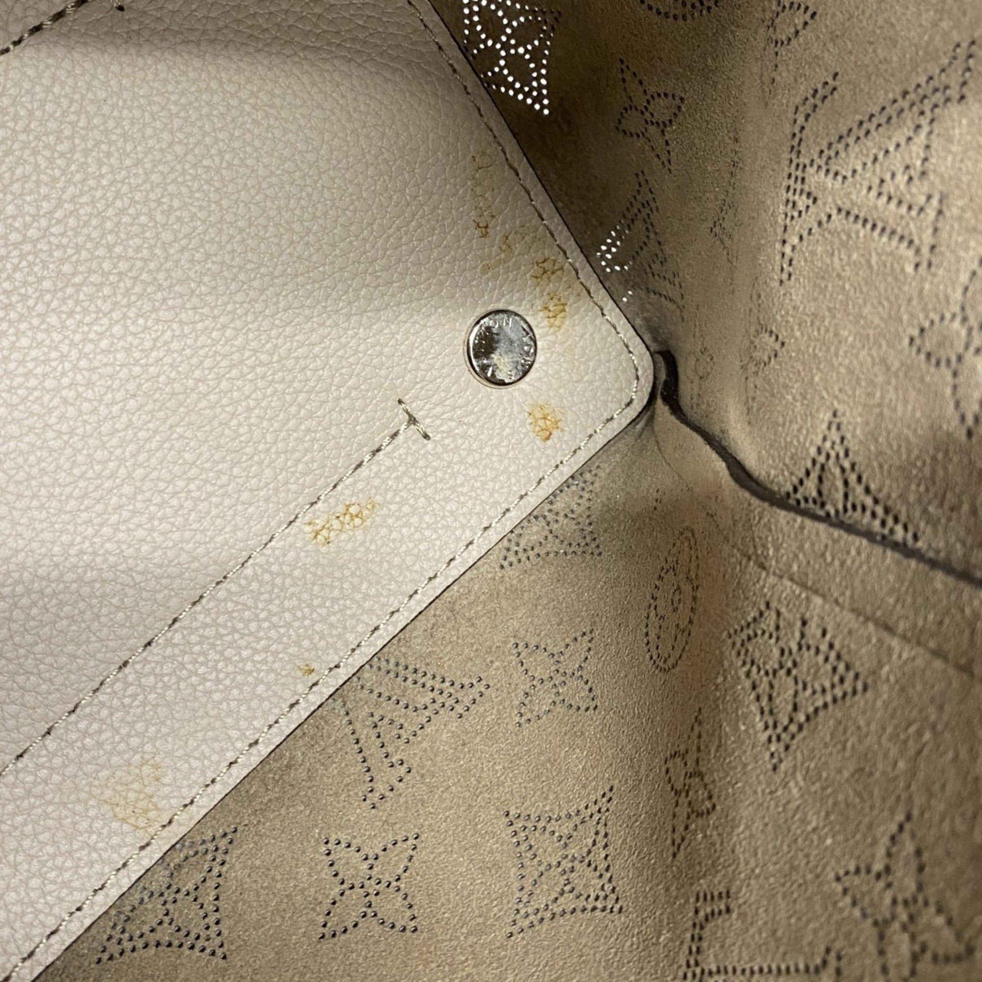Louis Vuitton Louis Vuitton Mahina handbag Size ONE SIZE - 9 Thumbnail