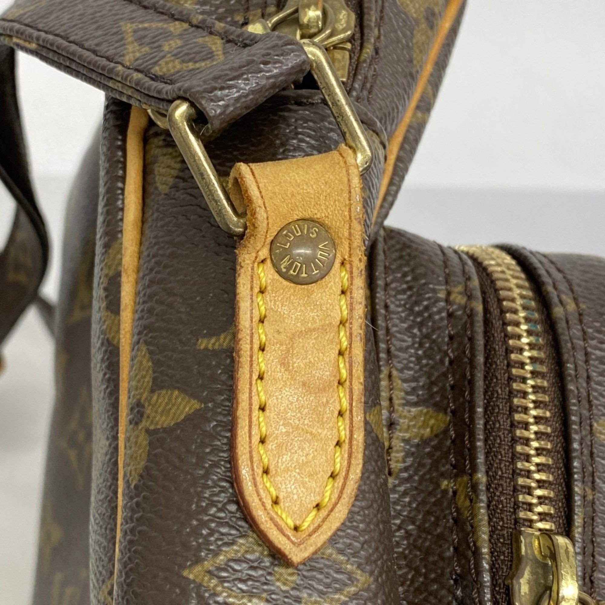 Louis Vuitton Louis Vuitton Amazon shoulder Size ONE SIZE - 7 Thumbnail