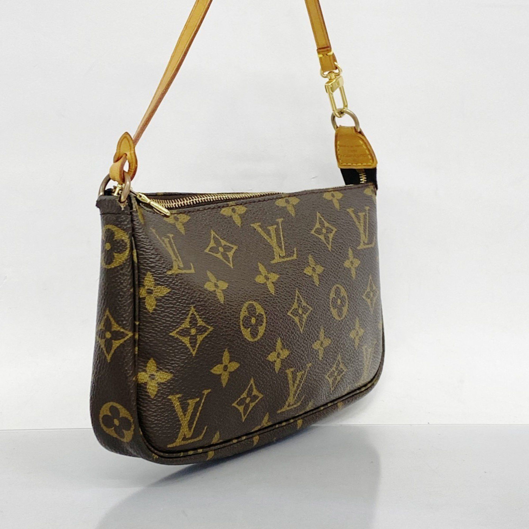 Louis Vuitton Louis Vuitton Pochette Accessoire clutch Size ONE SIZE - 3 Thumbnail