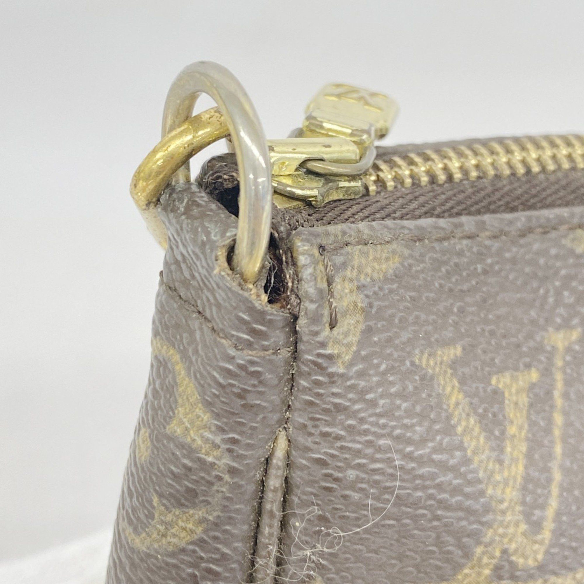Louis Vuitton Louis Vuitton Pochette Accessoire clutch Size ONE SIZE - 7 Thumbnail
