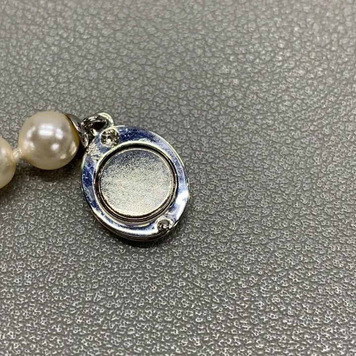 Vivienne Westwood Vivienne Westwood Pearl Necklace with Black Enamel 0079 Size ONE SIZE - 4 Thumbnail