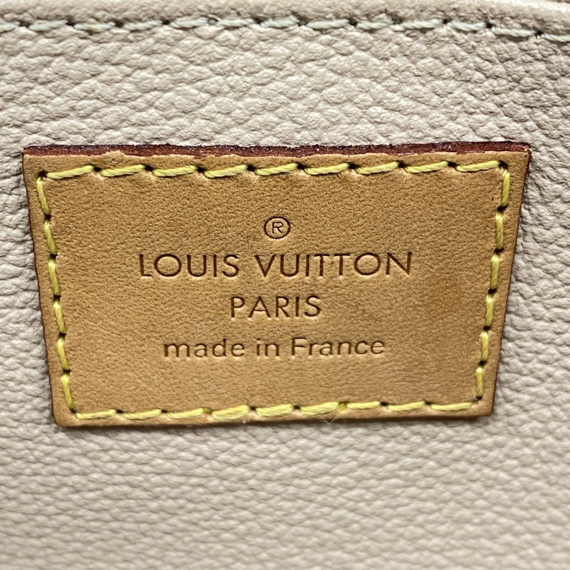 Louis Vuitton Louis Vuitton Cosmetic Pouch clutch Size ONE SIZE - 8 Thumbnail