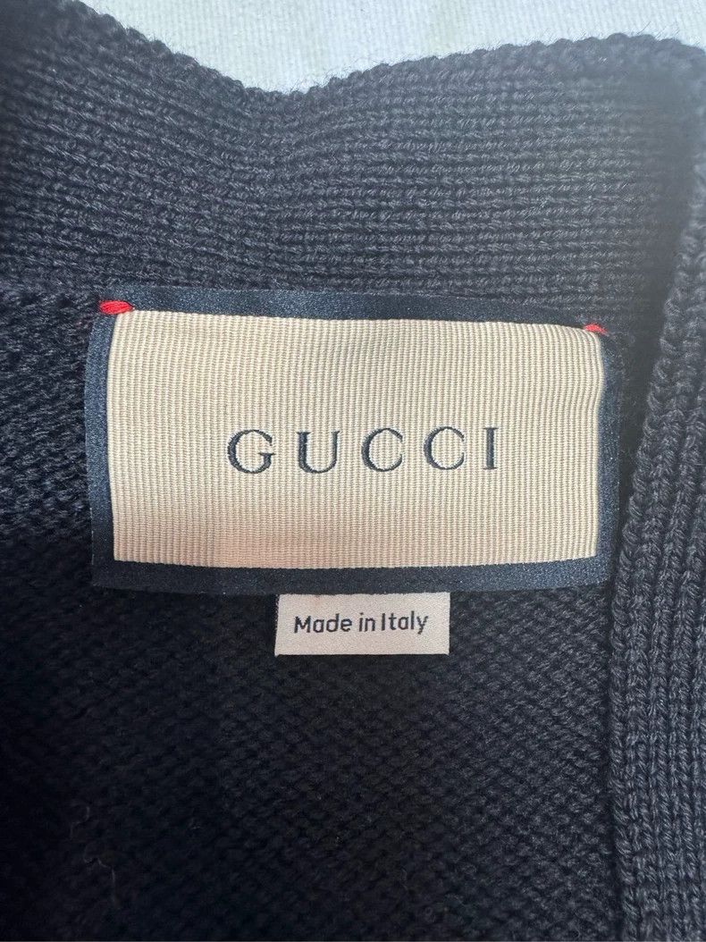Gucci gucci black knitted cardigan with bee emblem Size US M / EU 48-50 / 2 - 3 Thumbnail