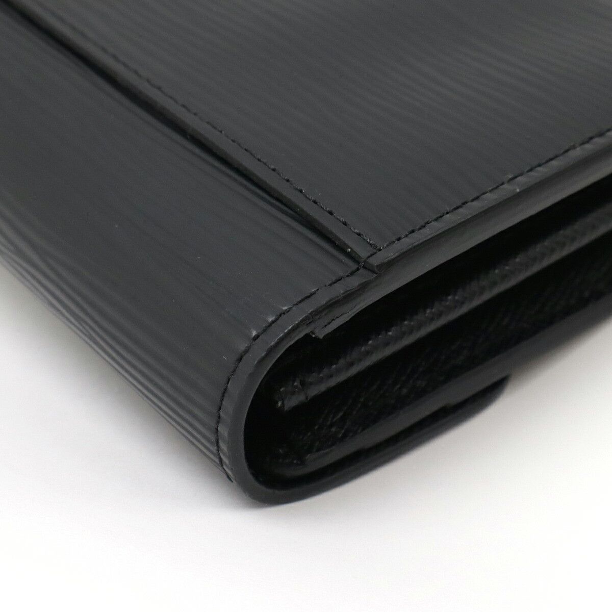 Louis Vuitton Louis Vuitton Louis Vuitton Portefeuille Sarah Epi Long Wallet Leather Long Wallet M60582 Size ONE SIZE - 3 Thumbnail