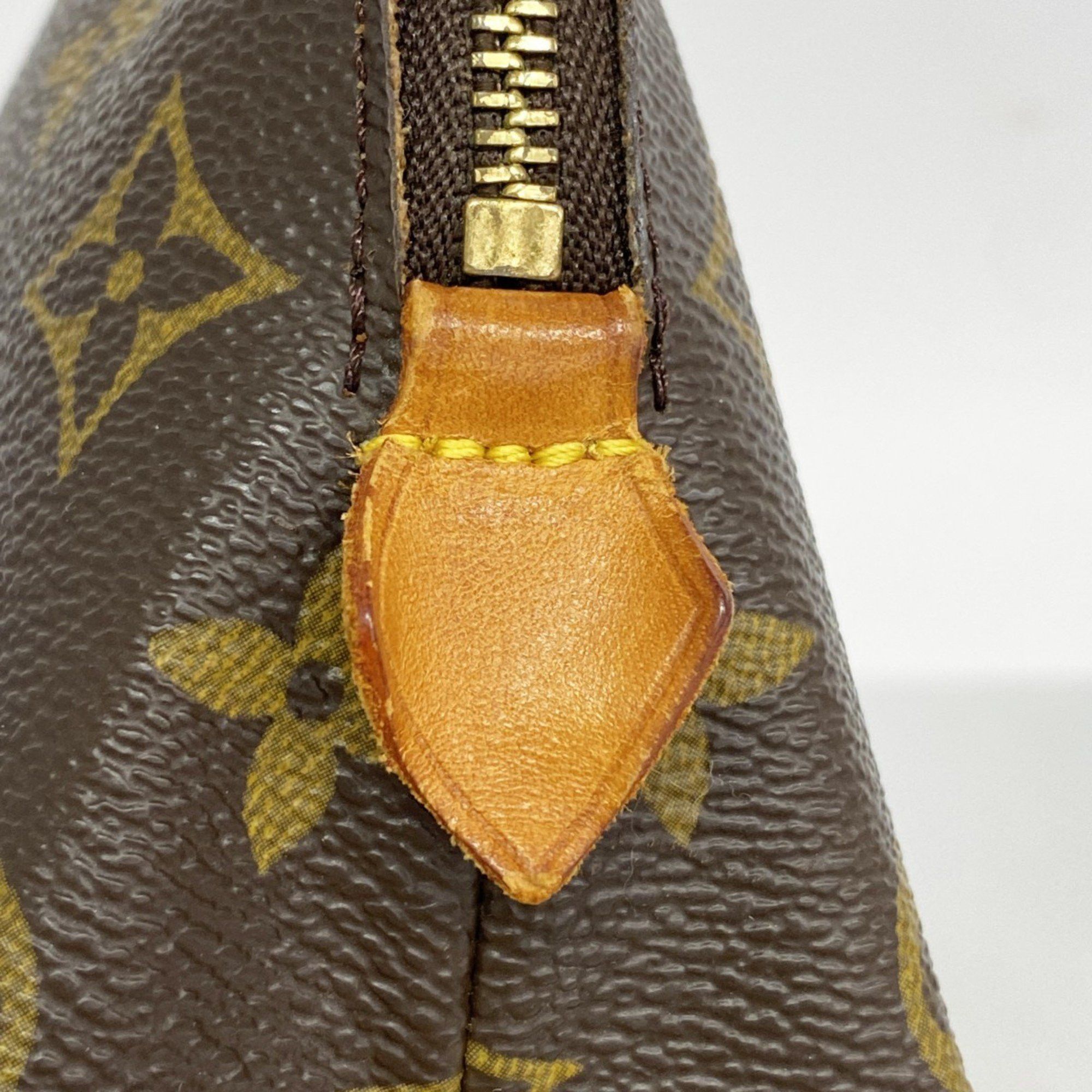 Louis Vuitton Louis Vuitton Cosmetic Pouch clutch Size ONE SIZE - 6 Thumbnail
