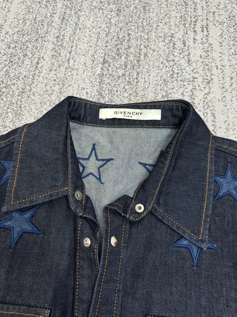Givenchy givenchy denim shirt with star embroidery - dmc Size US XS / EU 42 / 0 - 3 Thumbnail