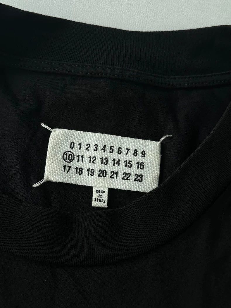 Maison Margiela maison margiela black short sleeve t-shirt - dmc Size US M / EU 48-50 / 2 - 3 Thumbnail