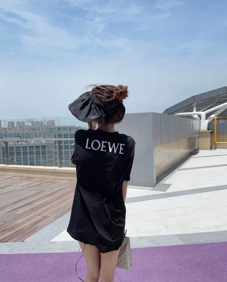 Loewe Loewe Smiley Face Short Sleeve T-shirt - dmc Size US M / EU 48-50 / 2 - 6 Thumbnail