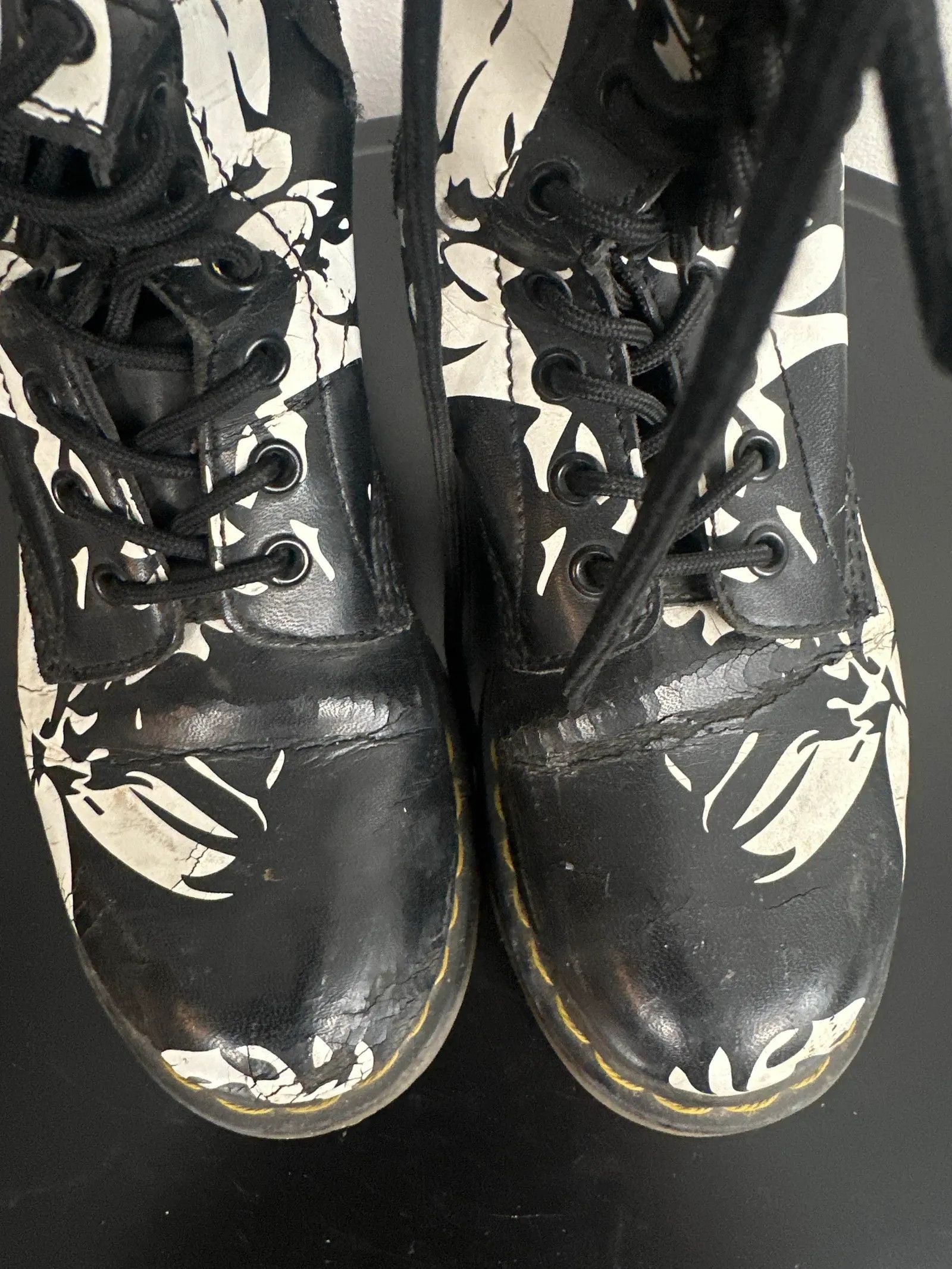 Dr. Martens Dr. Martens 1914 Vonda White Boots Size US 8 / IT 38 - 6 Thumbnail
