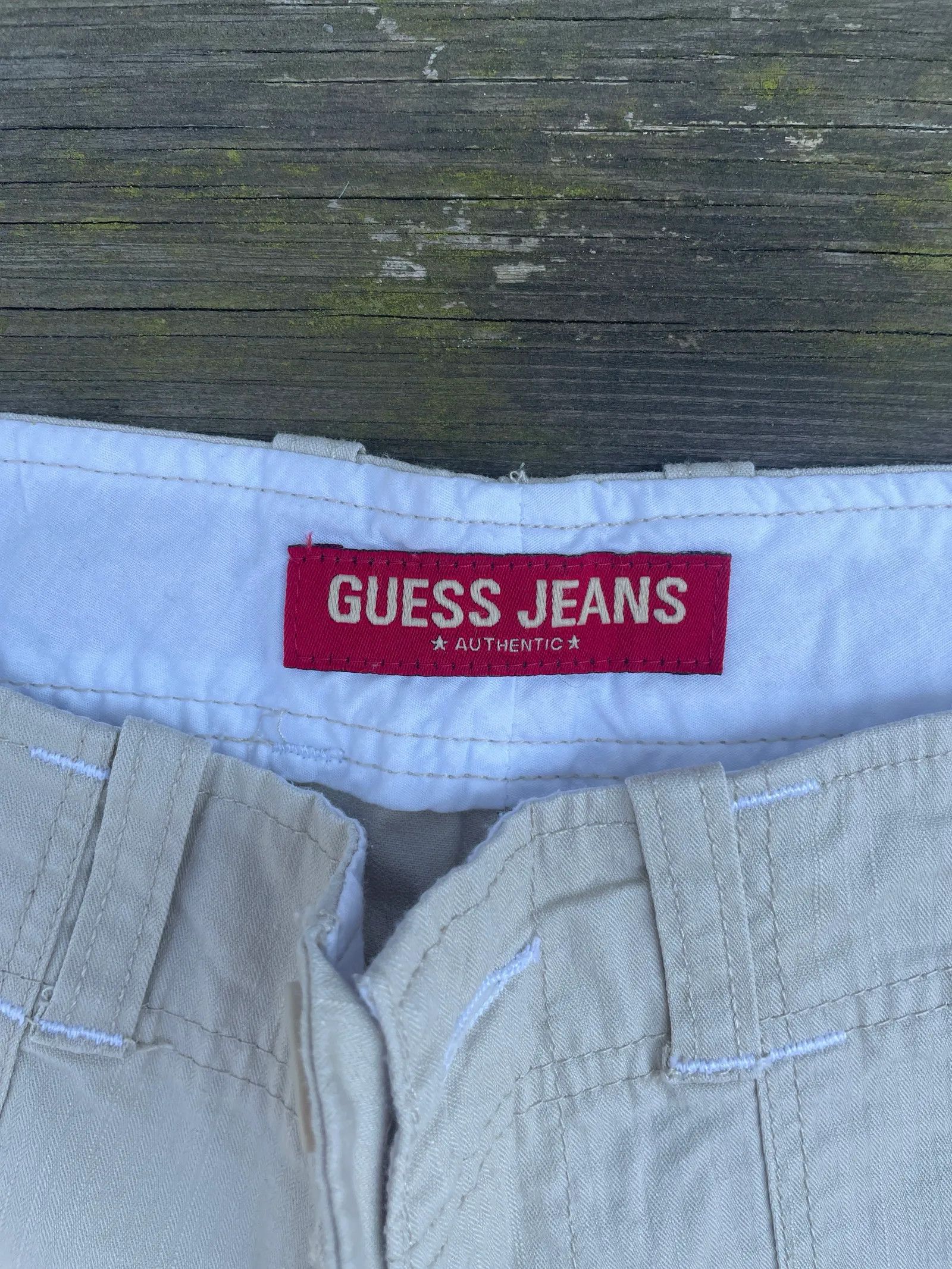 Guess Guess Shorts Size 30" / US 8 / IT 44 - 2 Thumbnail