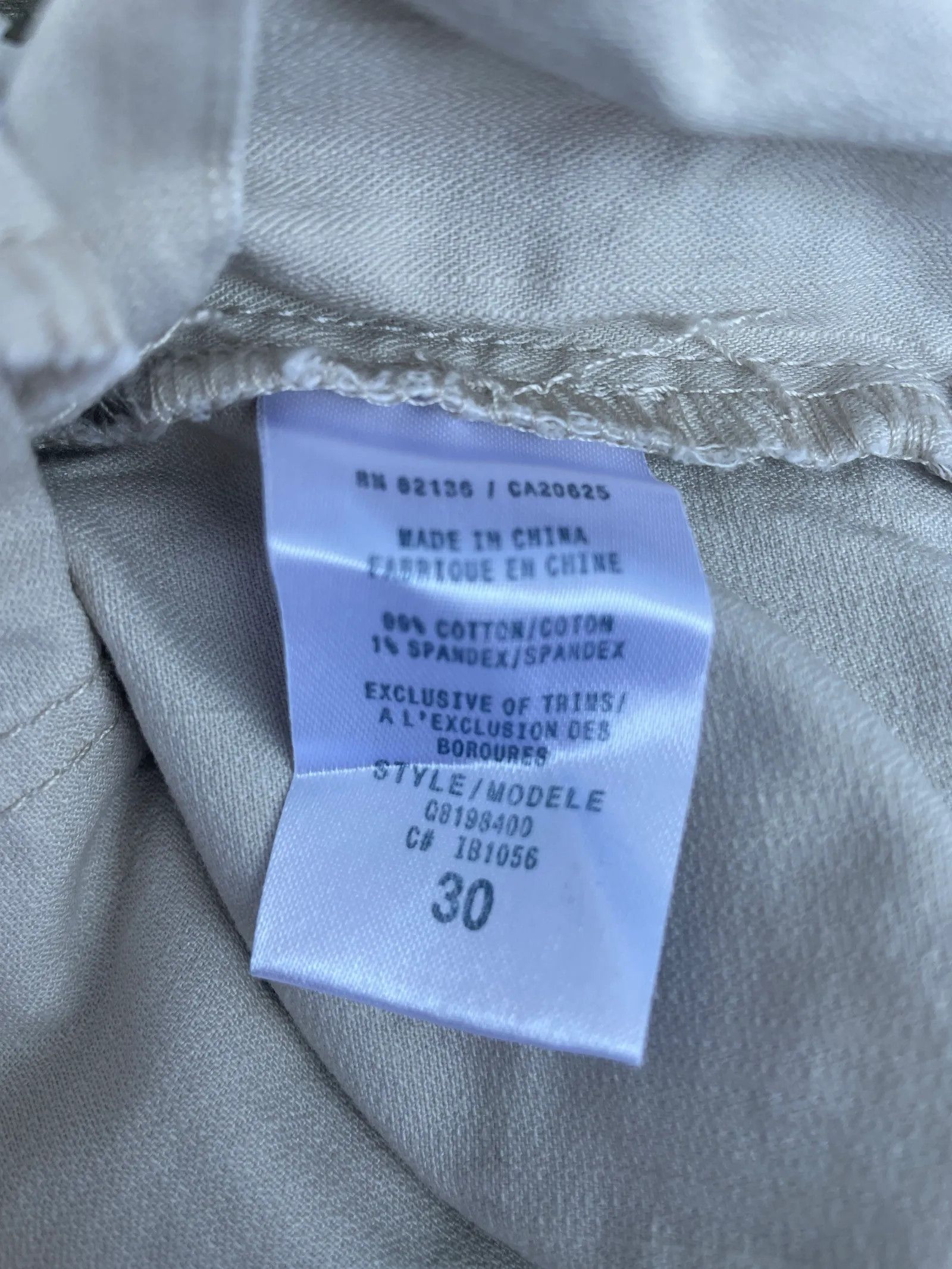 Guess Guess Shorts Size 30" / US 8 / IT 44 - 3 Thumbnail