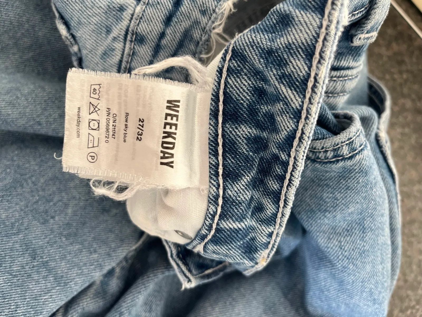 Weekday Weekday Row Jeans Size 27" / US 4 / IT 40 - 2 Thumbnail