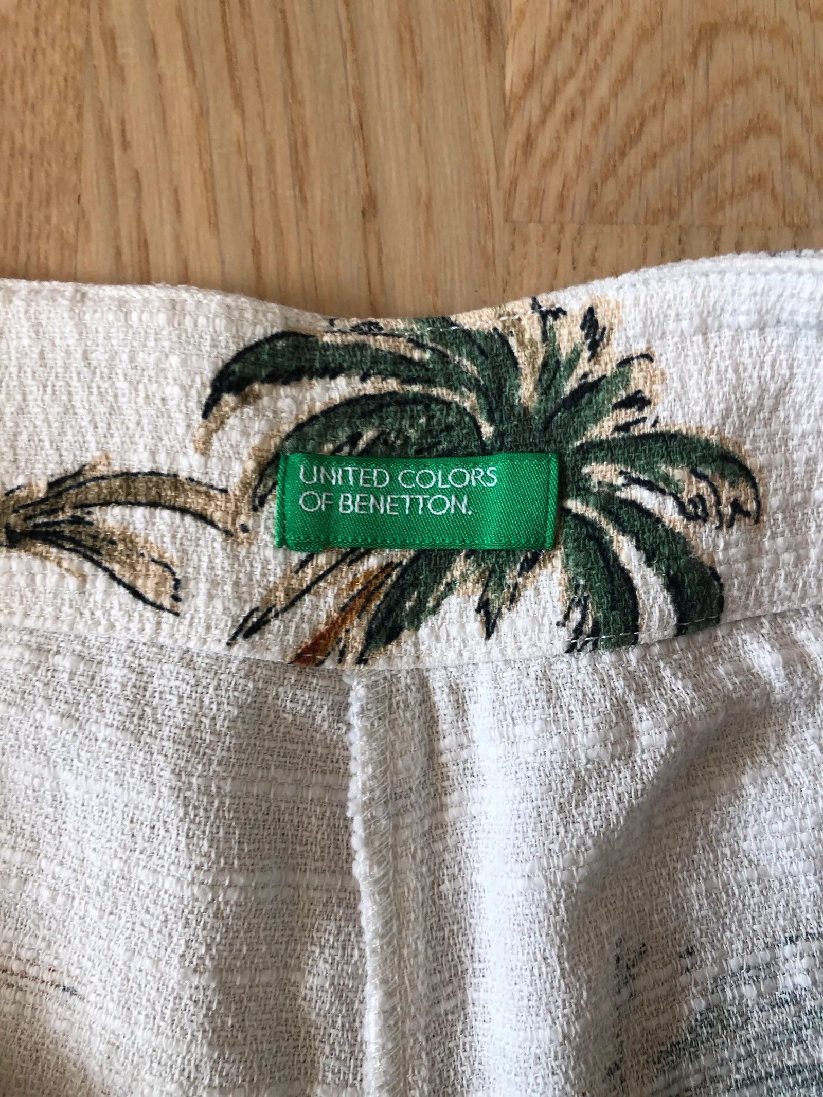 United Colors Of Benetton United Colors of Benetton Shorts Size 27" / US 4 / IT 40 - 2 Thumbnail