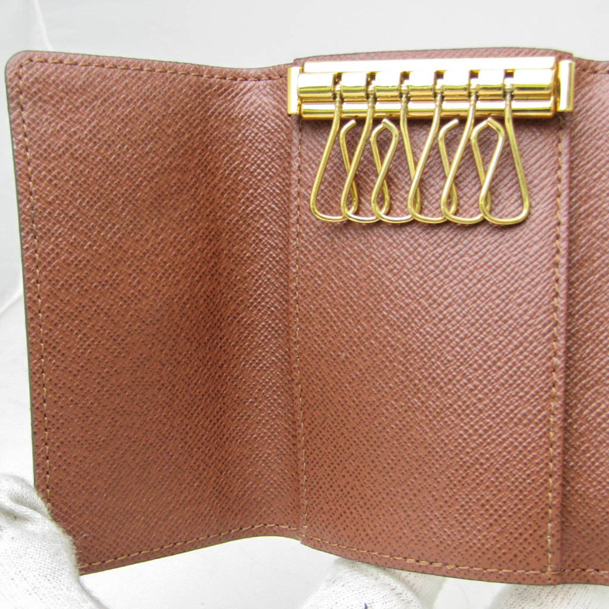 Louis Vuitton Louis Vuitton Monogram Key Holder 6 M62630 Women,Men Monogram Key Case Monogram Size ONE SIZE - 7 Thumbnail