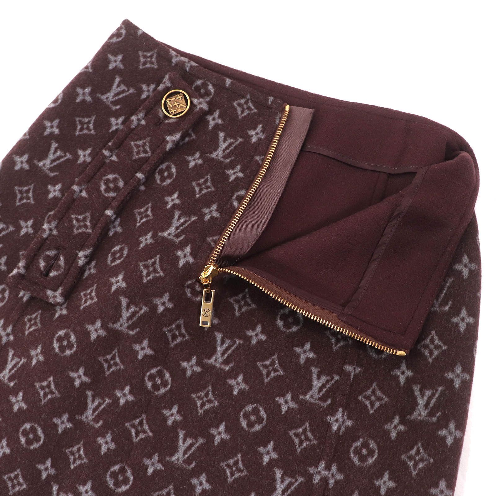 Louis Vuitton Louis Vuitton Louis Vuitton Monogram Mini Skirt Canvas Skirts 1A90Z6 Size ONE SIZE - 4 Thumbnail