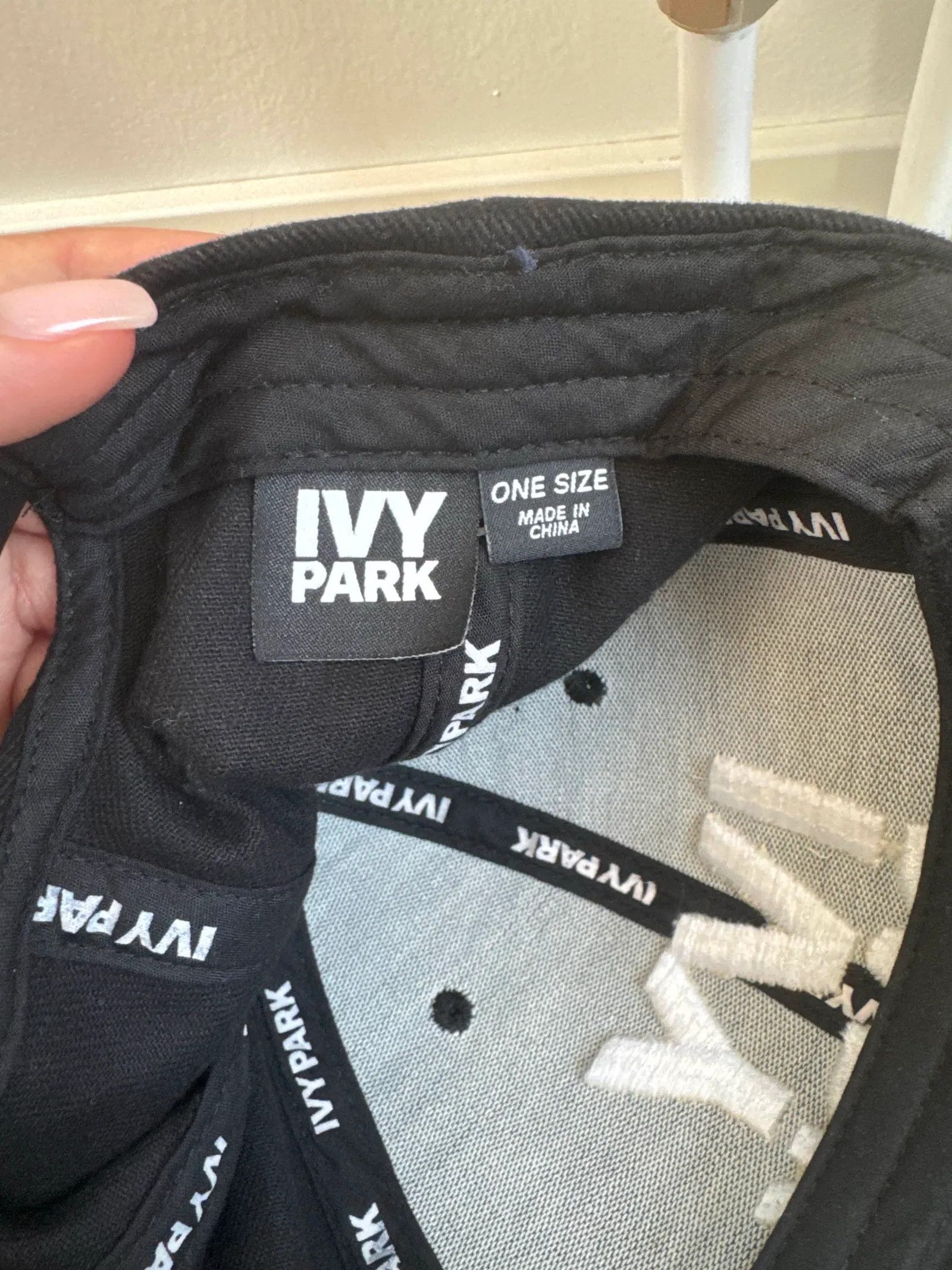 Ivy Park Ivy Park Hat Size ONE SIZE - 3 Thumbnail