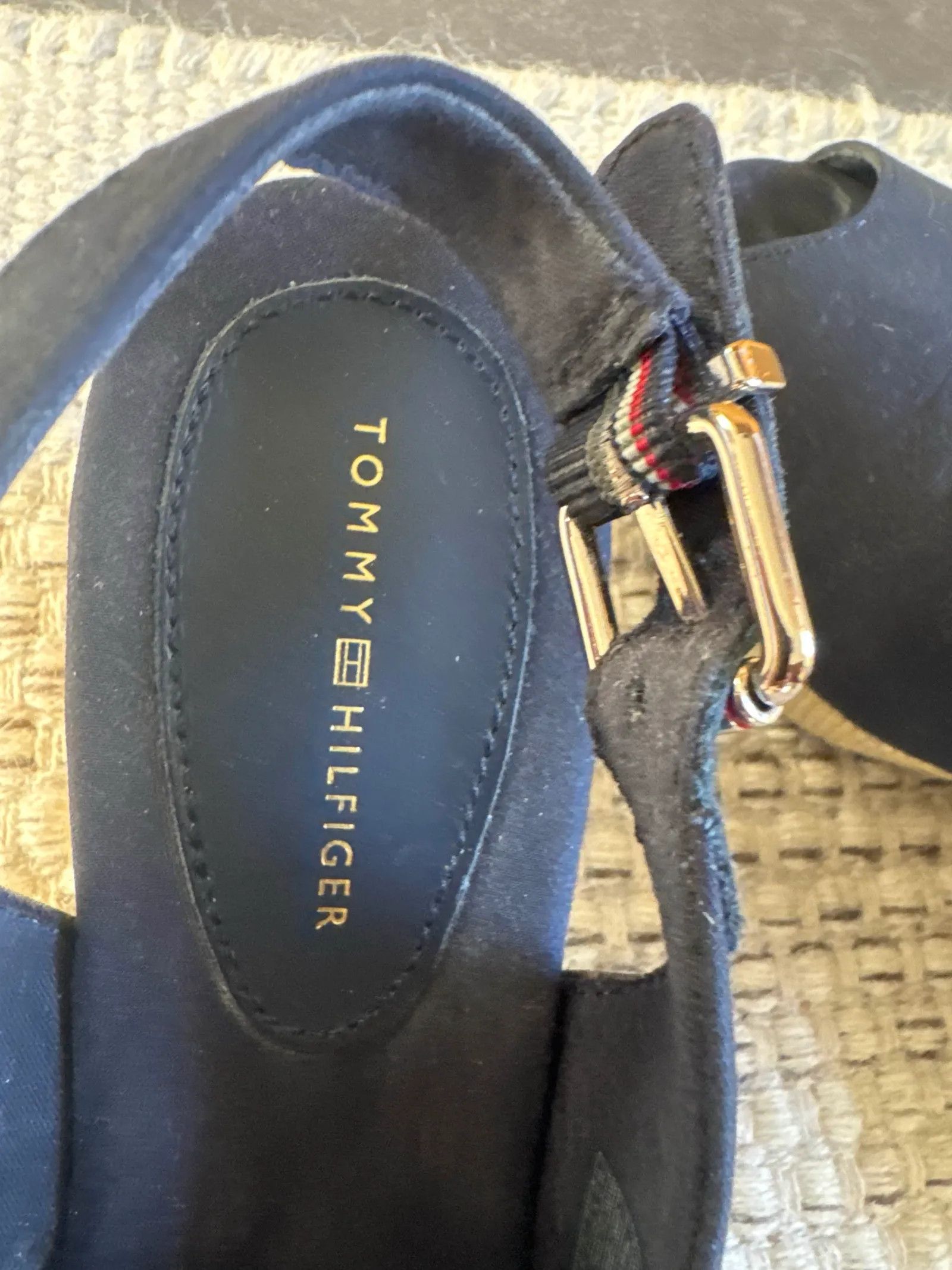Tommy Hilfiger Tommy Hilfiger Heels Size US 8 / IT 38 - 2 Thumbnail