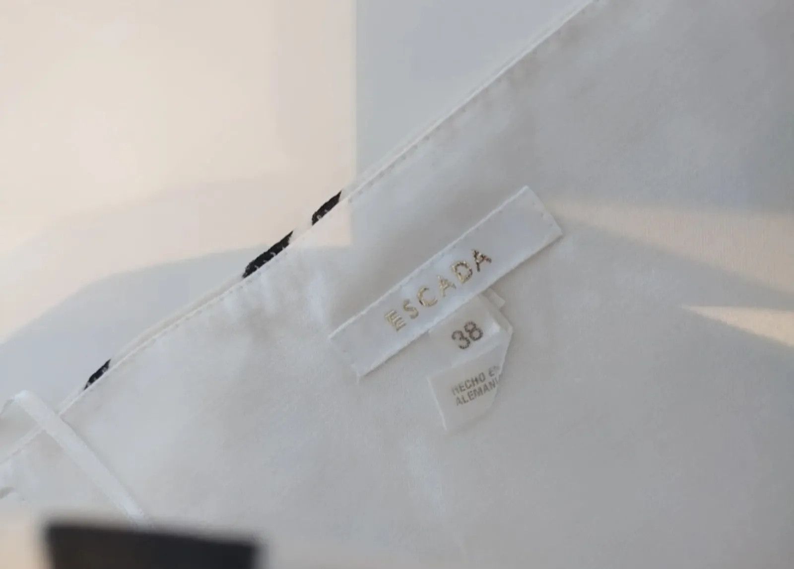 Escada Escada Dress Size S / US 4 / IT 40 - 2 Thumbnail