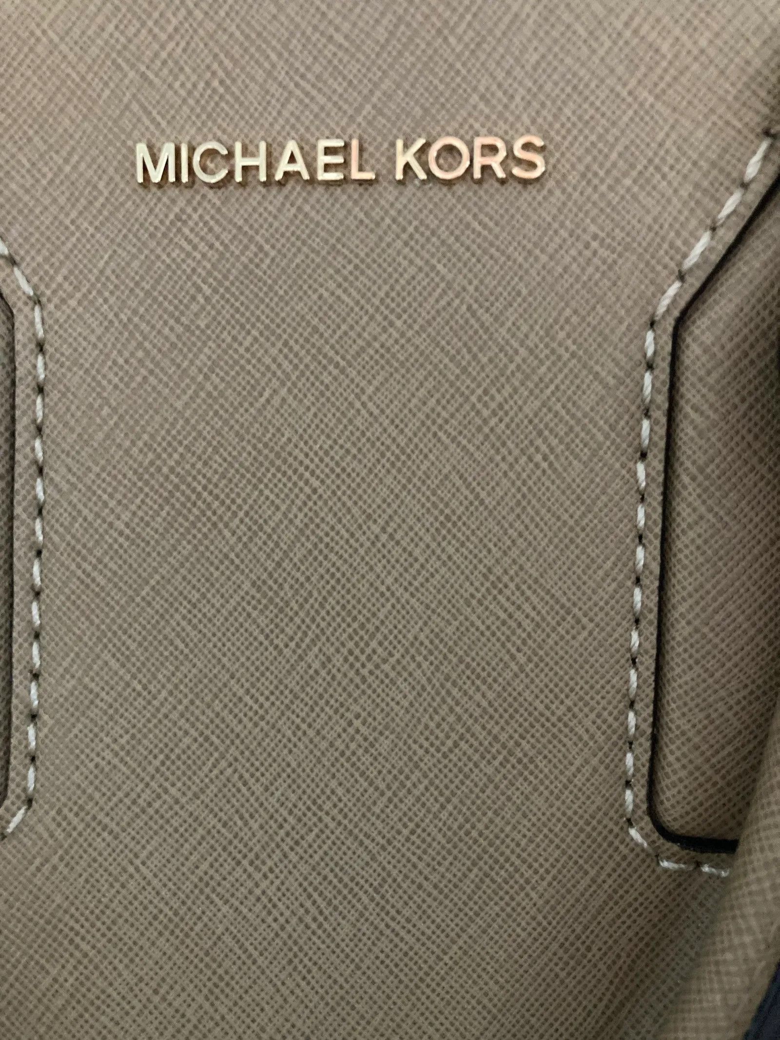 Michael Kors Michael Kors Bucket Bag Size ONE SIZE - 4 Thumbnail
