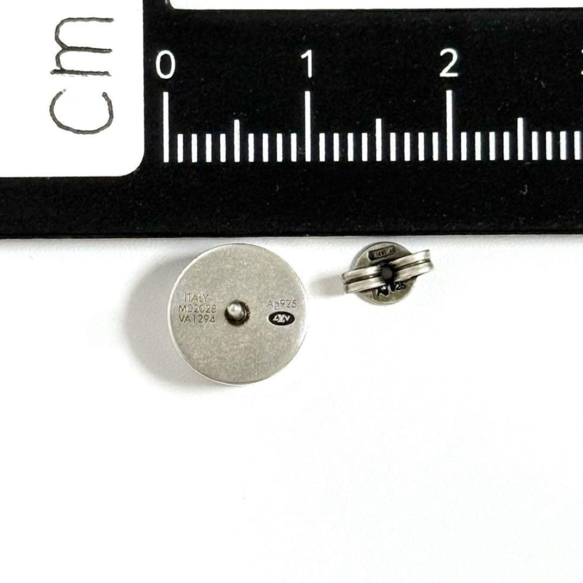 Louis Vuitton Louis Vuitton Men's Stud Earrings LV Tailor Silver Size ONE SIZE - 6 Thumbnail