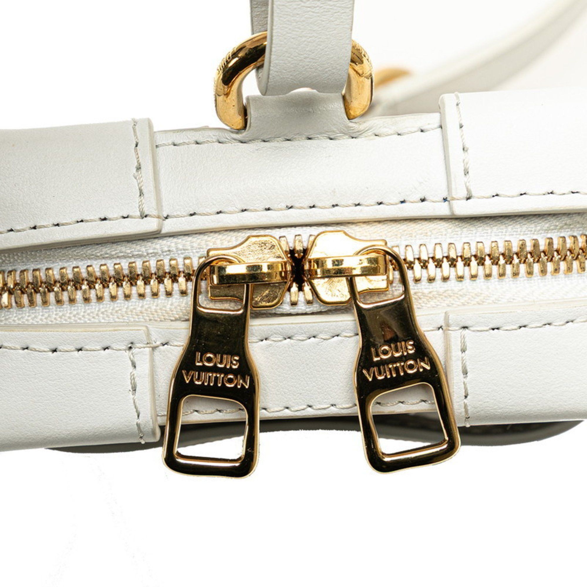 Louis Vuitton Louis Vuitton x NBA Monogram Soft Trunk Phone Box Crossbody Shoulder Bag Body M80102 White Brown PVC Leather Women's LOUIS VUITTON Size ONE SIZE - 5 Thumbnail