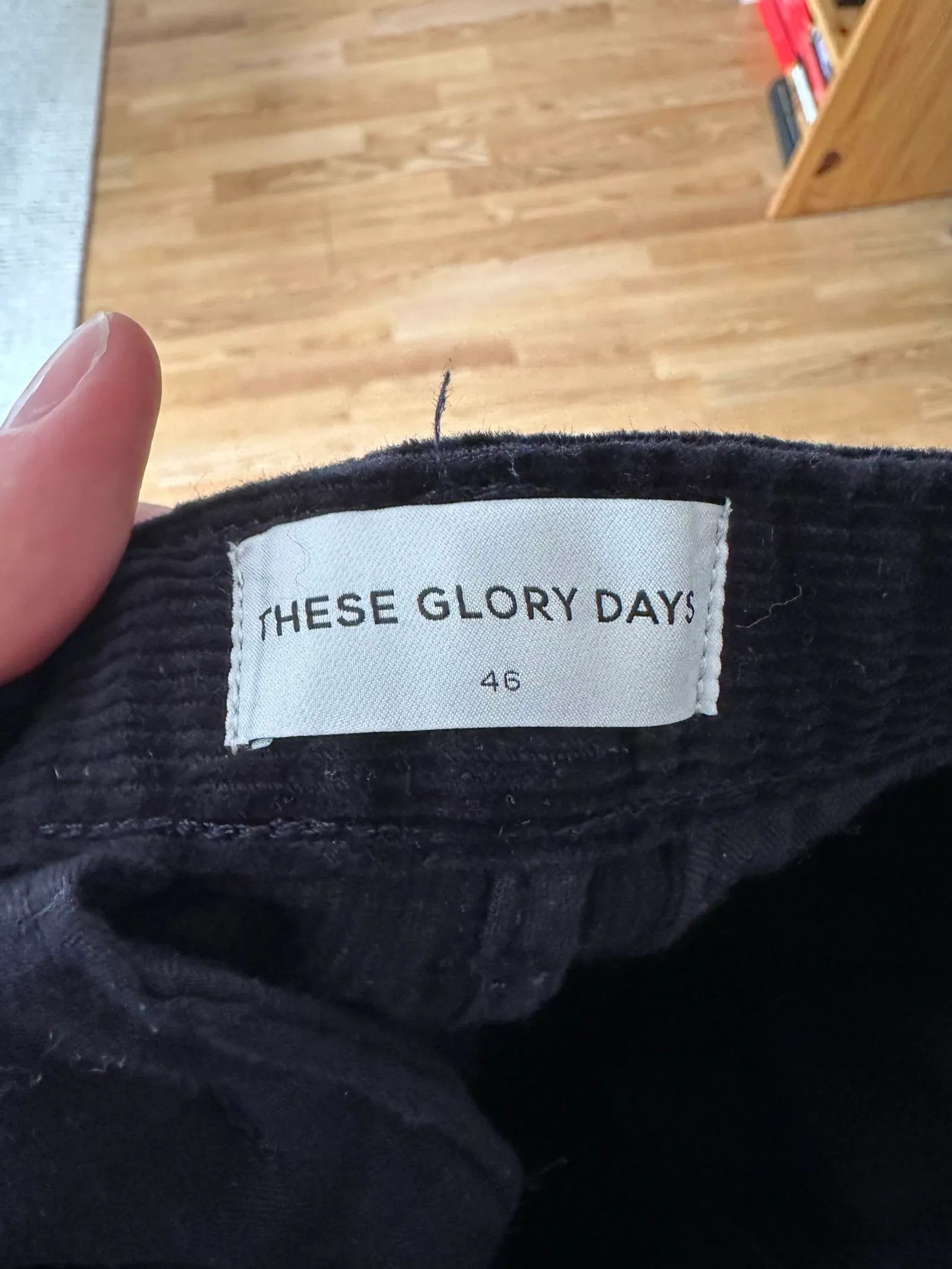 These Glory Days These Glory Days T Aimon Slim Cord Pants Size US 30 / EU 46 - 2 Thumbnail