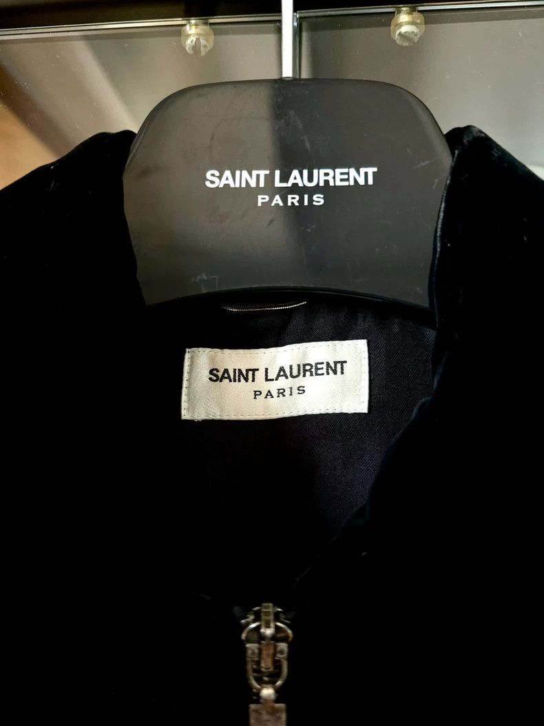 Saint Laurent Paris saint laurent black velvet star jacket Size US S / EU 44-46 / 1 - 3 Thumbnail