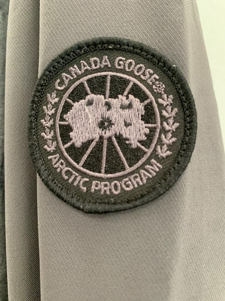 Canada Goose Canada Goose x Branta gray hooded jacket Size US S / EU 44-46 / 1 - 5 Thumbnail