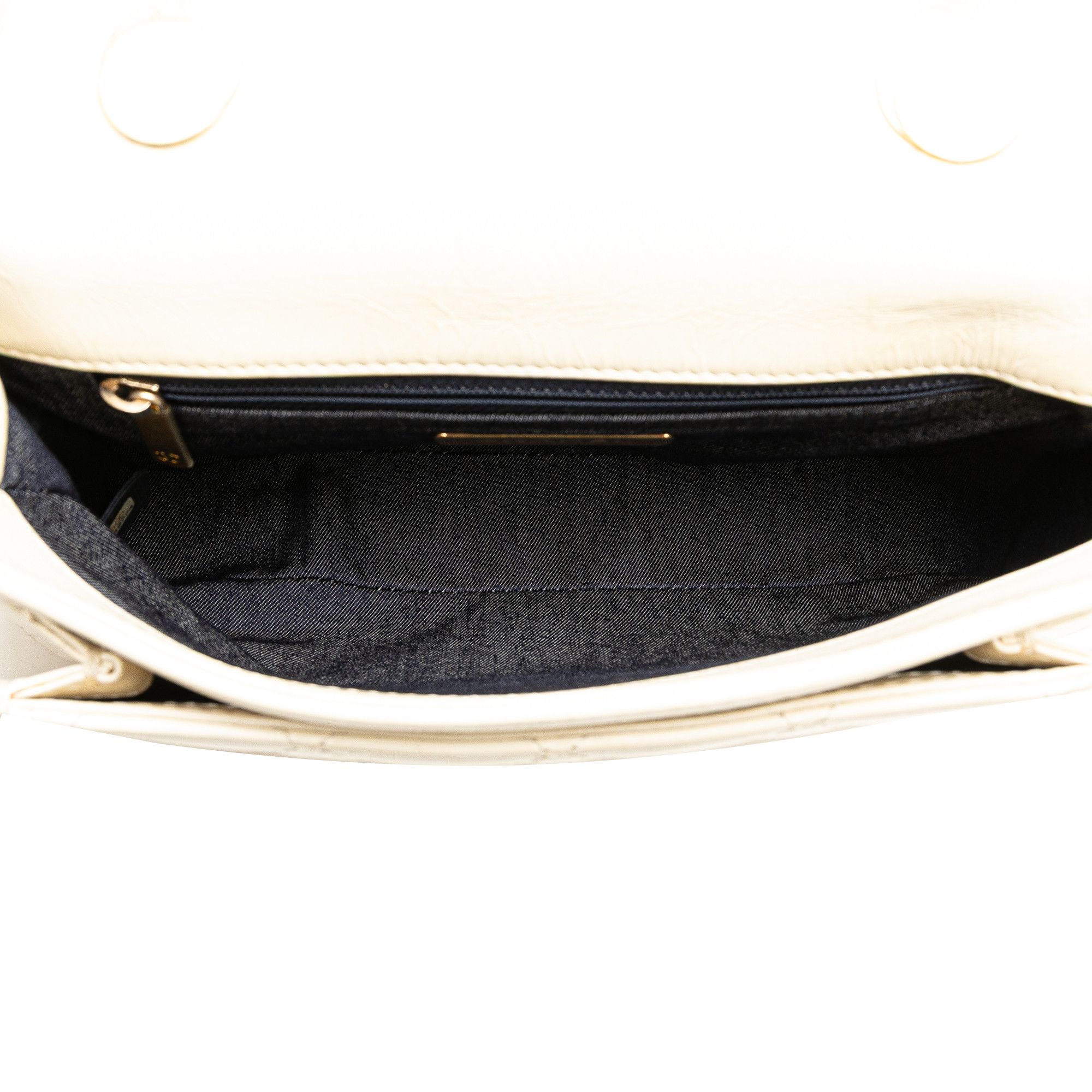 Chanel Chanel Crumpled Calfskin En Vogue Rope Flap Size ONE SIZE - 4 Thumbnail