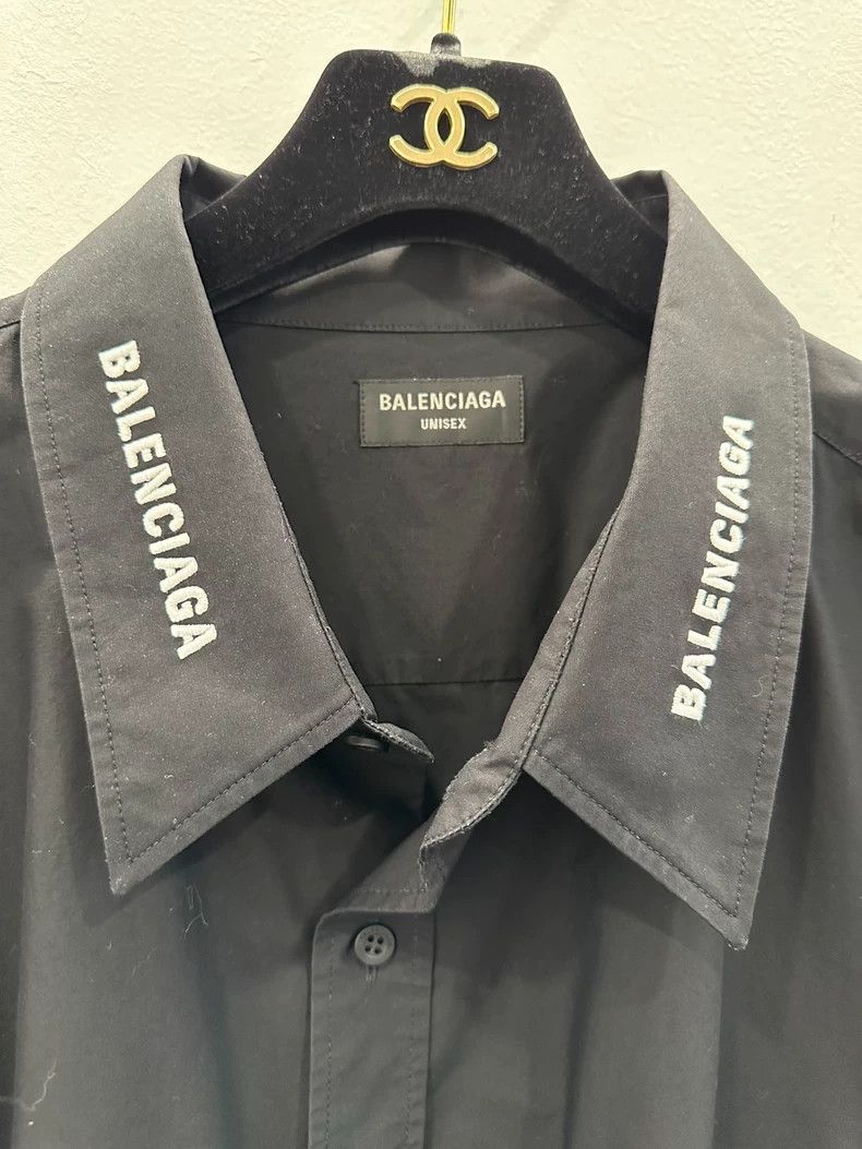 Balenciaga balenciaga black long sleeve shirt Size US S / EU 44-46 / 1 - 3 Thumbnail