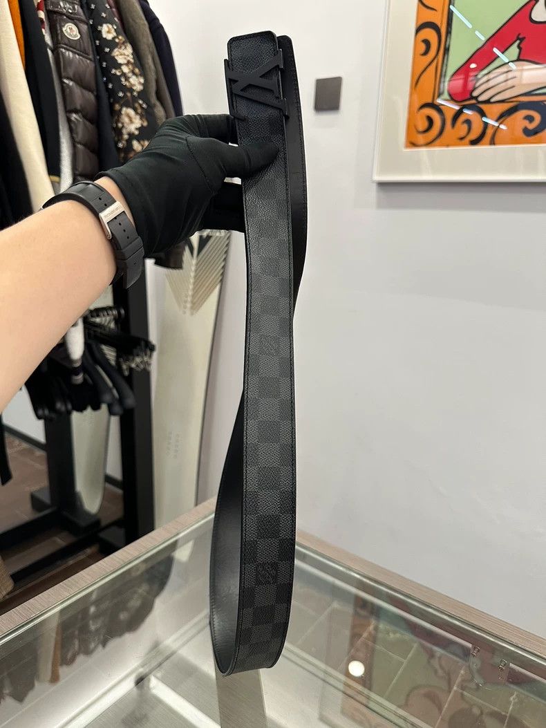 LV men´s 4cm dark blue belt Menswear