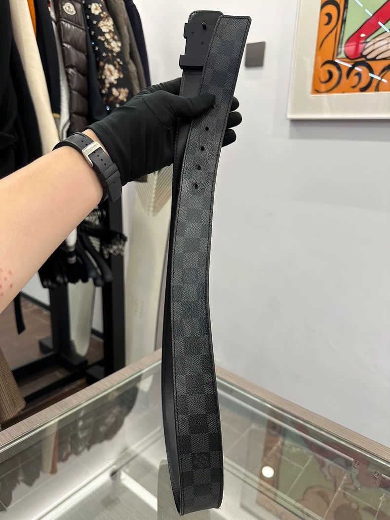 LV men´s 4cm dark blue belt Menswear