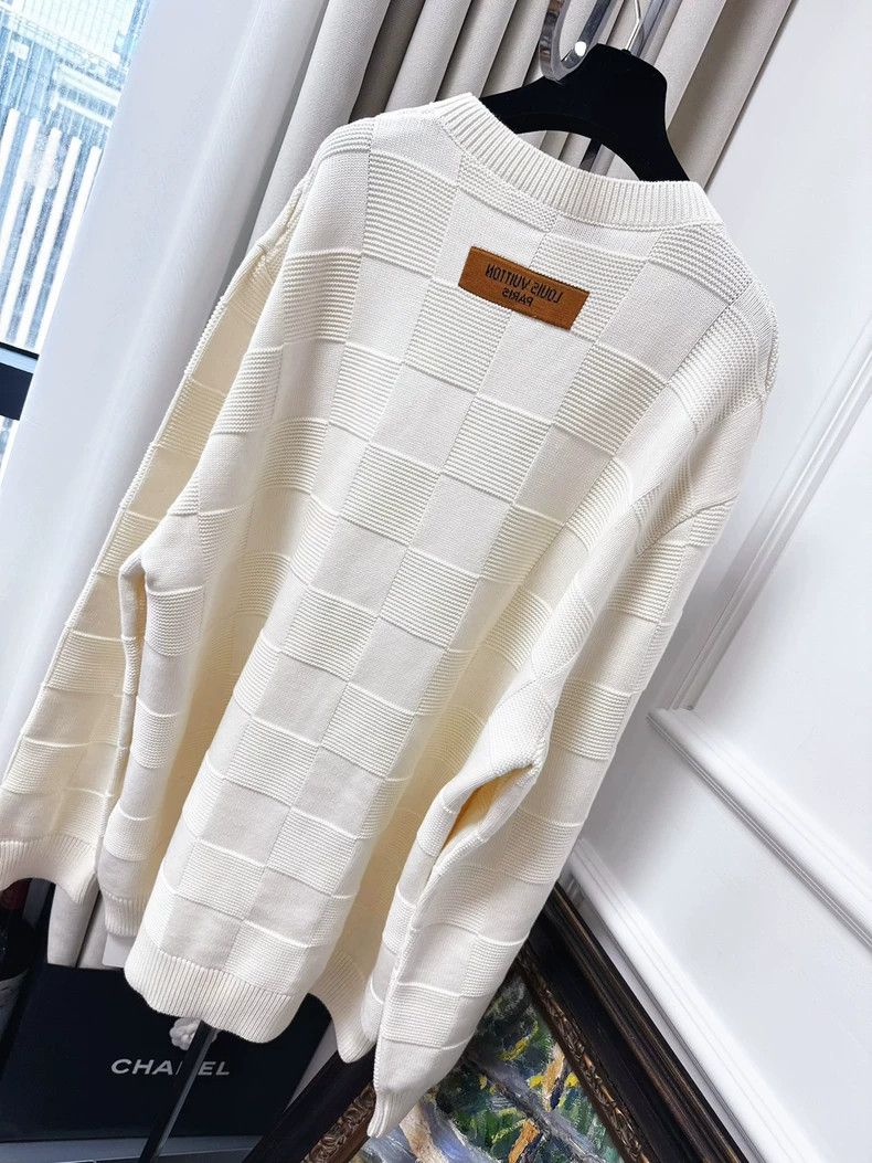 Louis Vuitton Louis Vuitton White Checkered Knit Sweater Size US XXL / EU 58 / 5 - 2 Thumbnail