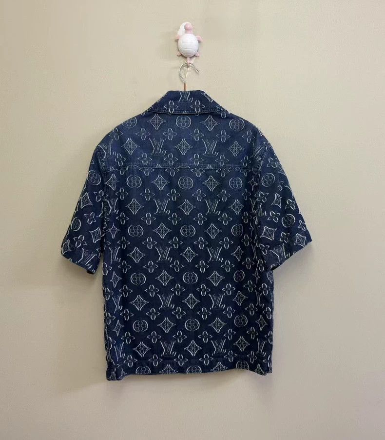 Louis Vuitton LOUIS VUITTON denim short sleeve shirt Size US XS / EU 42 / 0 - 4 Thumbnail