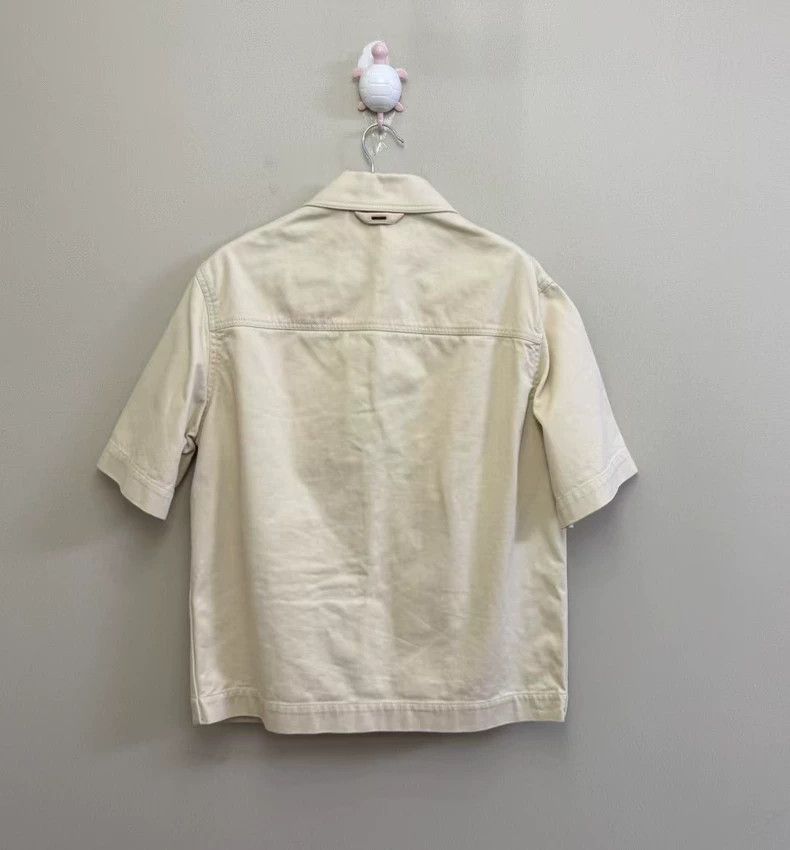 Louis Vuitton LV beige embossed logo short sleeve Size US S / EU 44-46 / 1 - 4 Thumbnail