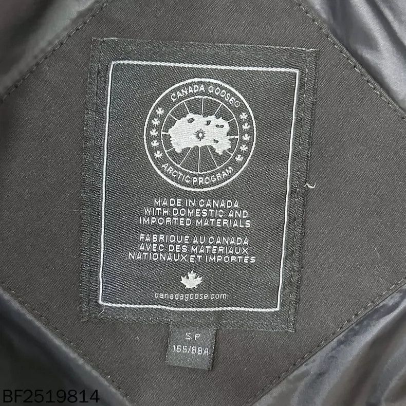 Canada Goose Canada Goose black label down jacket Size US S / EU 44-46 / 1 - 5 Thumbnail