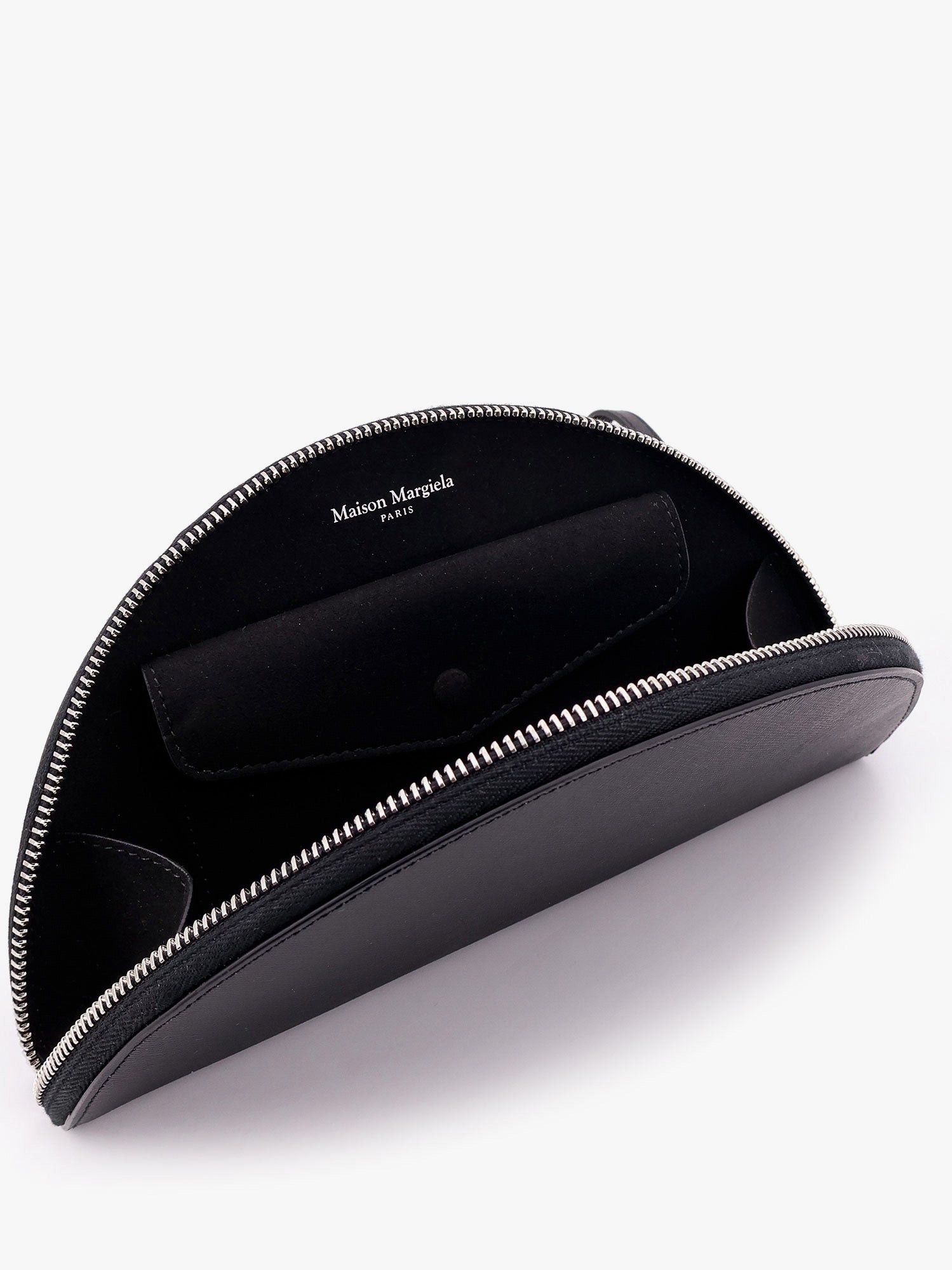 ショルダーバッグ MAISON MARGIELA Leather pochette with iconic four stitched Maison Margiela Leather pochette with iconic four stitched