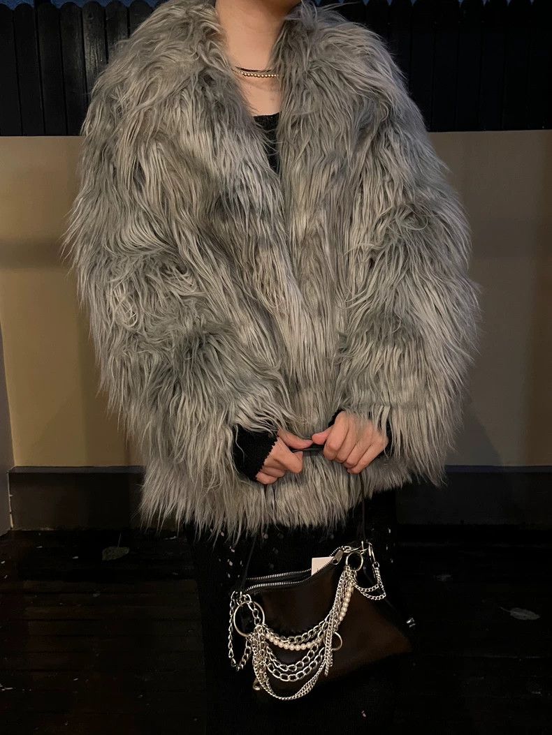 Dries Van Noten gray silver faux fur coat large Size US L / EU 52-54 / 3 - 6 Thumbnail