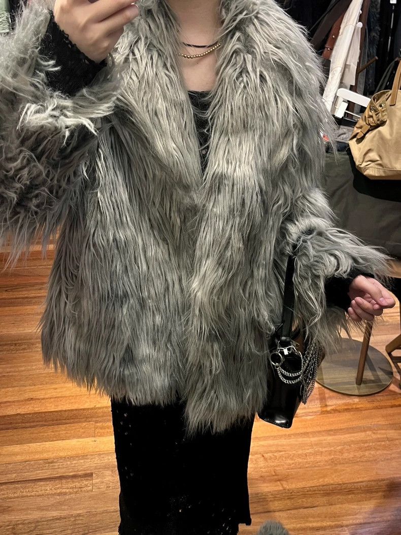 Dries Van Noten gray silver faux fur coat large Size US L / EU 52-54 / 3 - 5 Thumbnail