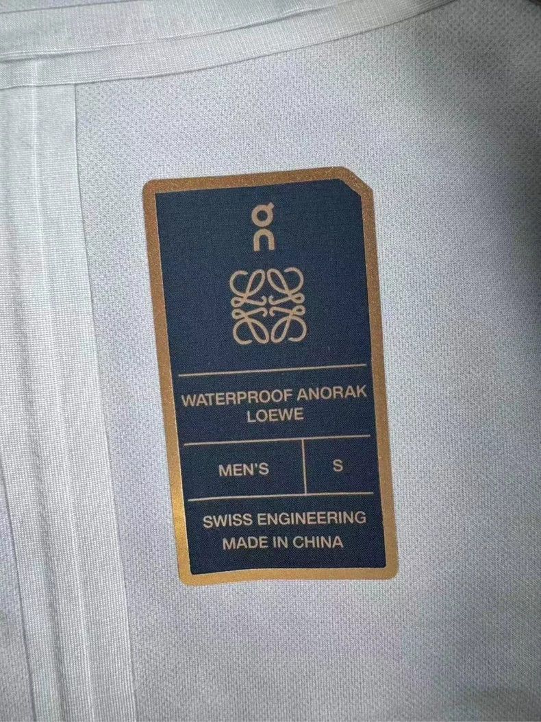 Loewe loewe x on gradient half-zip jacket Size US S / EU 44-46 / 1 - 3 Thumbnail