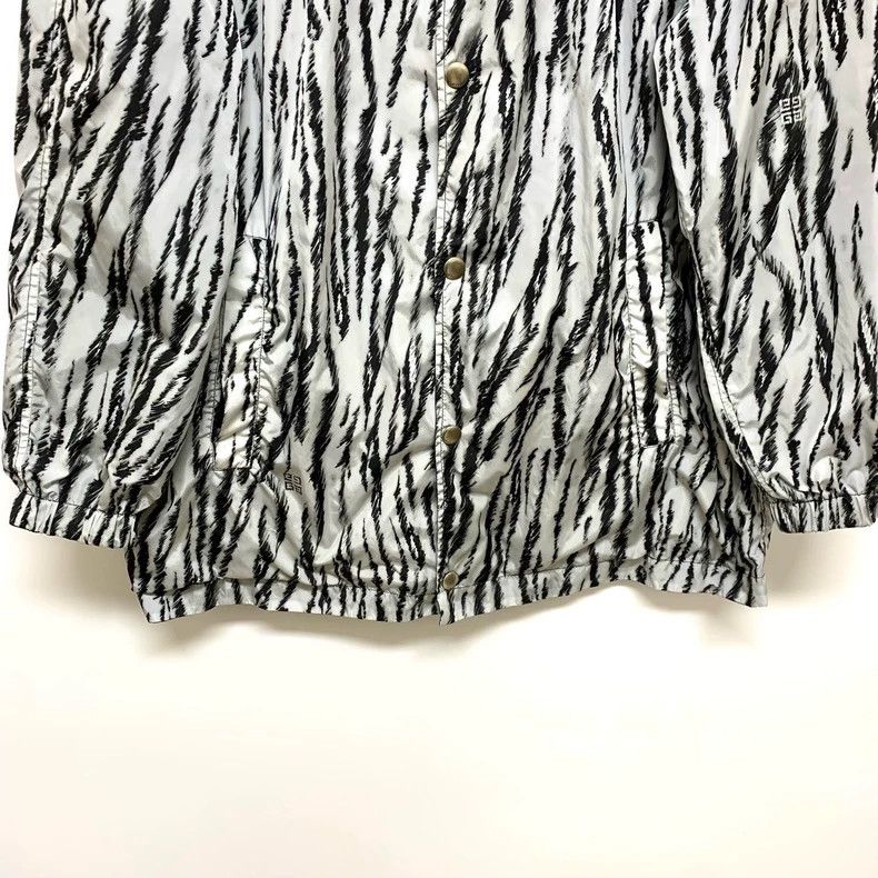 Givenchy givenchy reversible nylon raincoat with zebra interior Size US XL / EU 56 / 4 - 7 Thumbnail