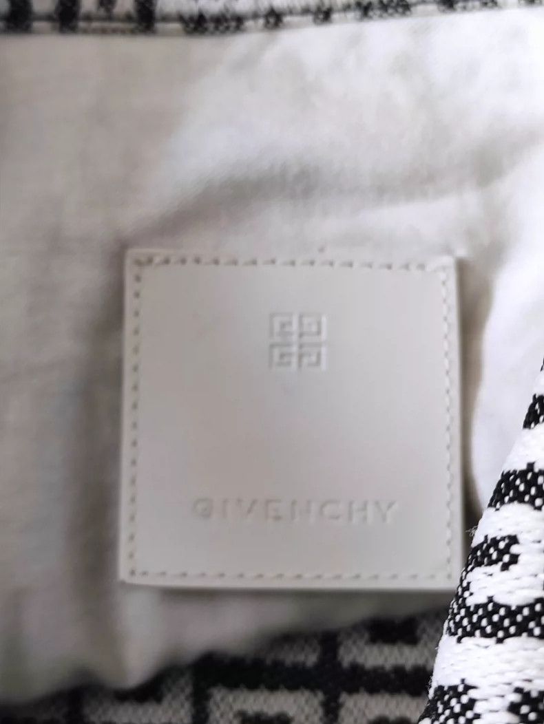 Givenchy Givenchy 4G Logo White Denim Jacket Size US S / EU 44-46 / 1 - 3 Thumbnail