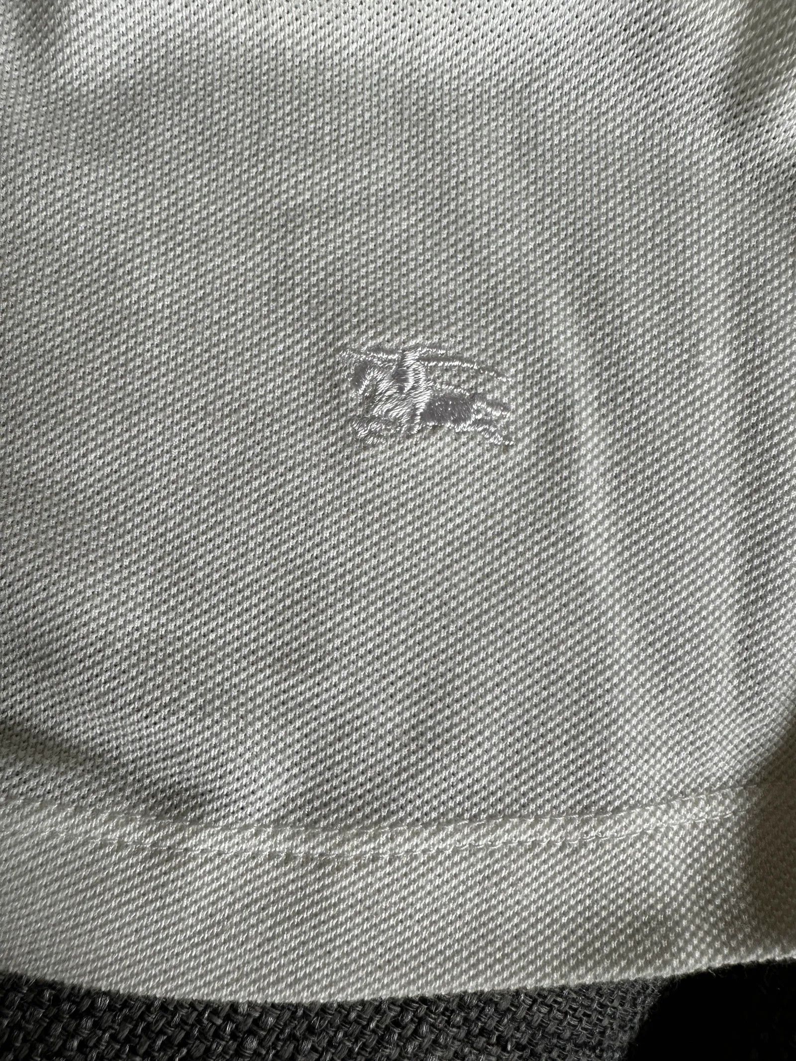 Burberry Burberry T-shirt Size S / US 4 / IT 40 - 4 Thumbnail