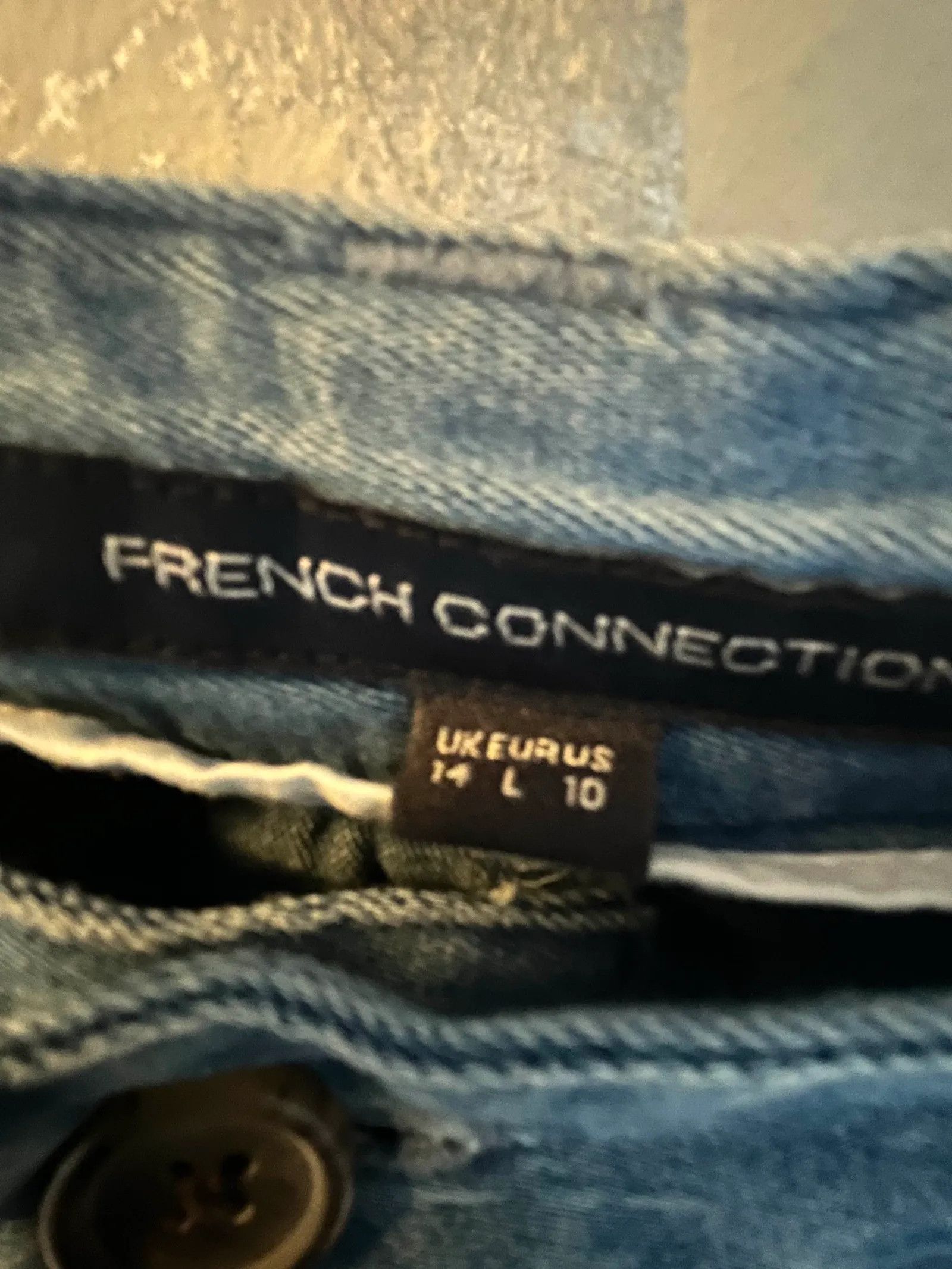 French Connection French Connection Skirt Size 30" / US 8 / IT 44 - 3 Thumbnail