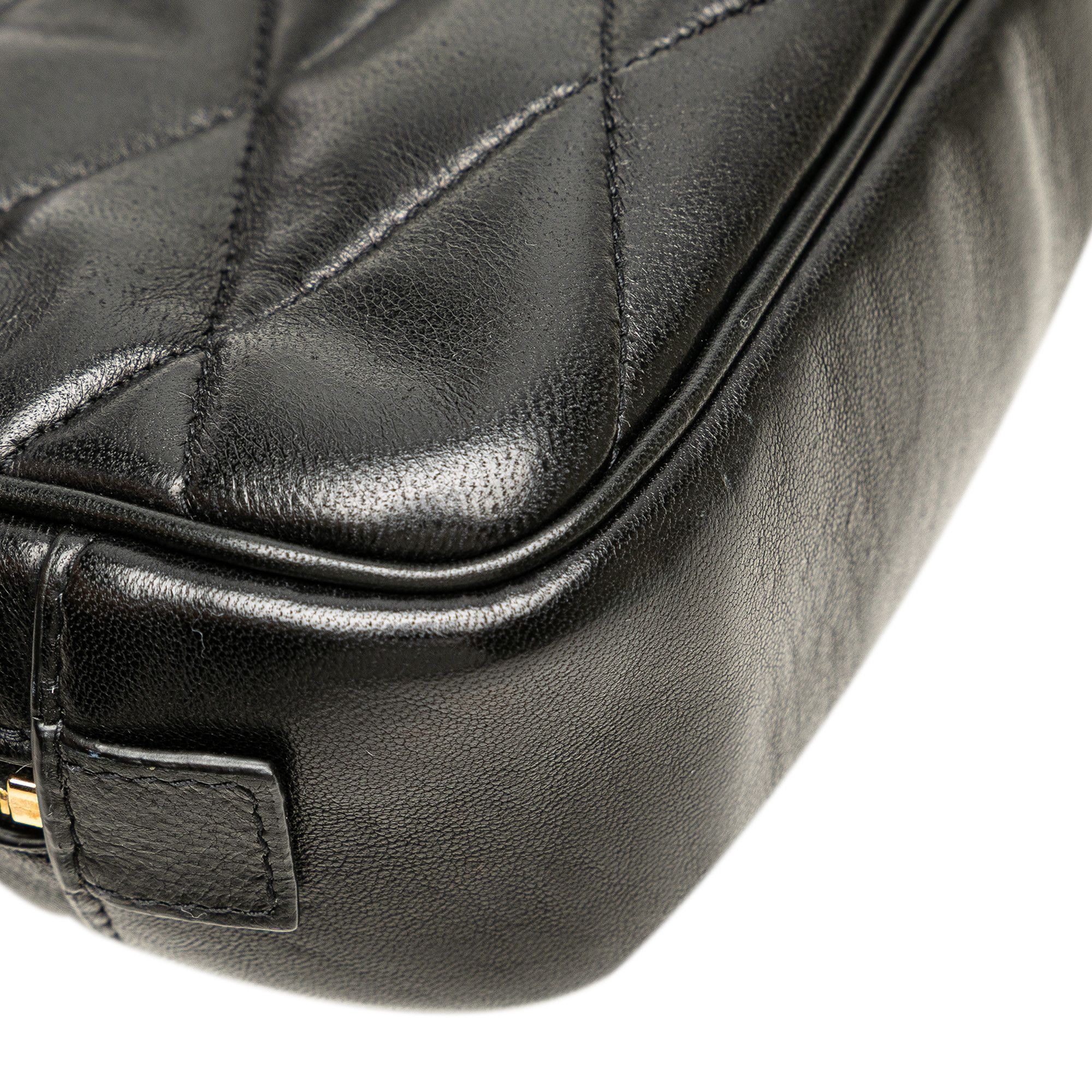 Yves Saint Laurent Yves Saint Laurent Quilted Lambskin Lolita Cosmetics Pouch Size ONE SIZE - 9 Thumbnail