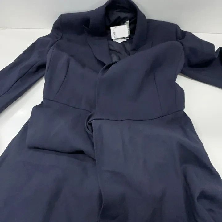 Max Mara Maxmara Chic Belted Trench Coat for Women 0079 Size M / US 6-8 / IT 42-44 - 8 Thumbnail