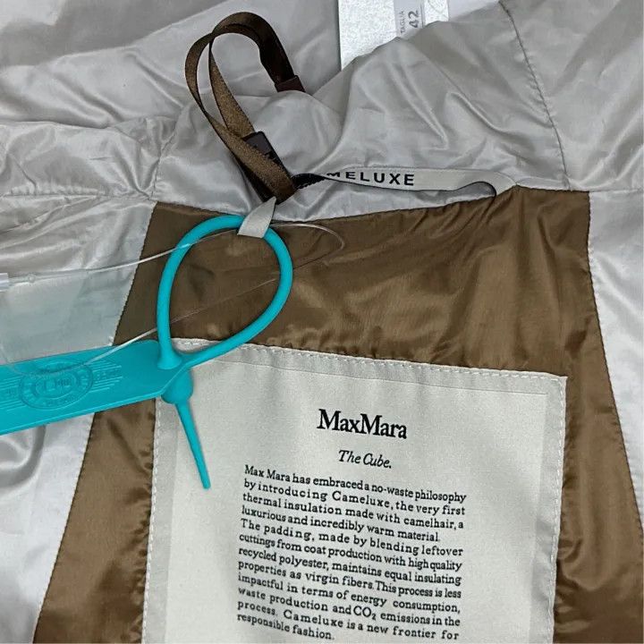 Max Mara MaxMara Sleeveless Hooded Vest for Women 0079 Size M / US 6-8 / IT 42-44 - 3 Thumbnail